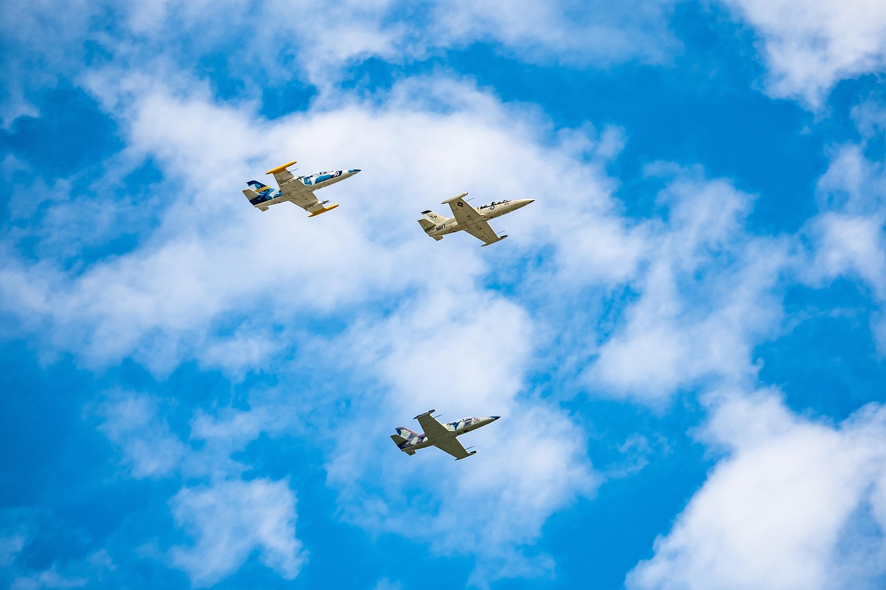 7亿美元的短信业务