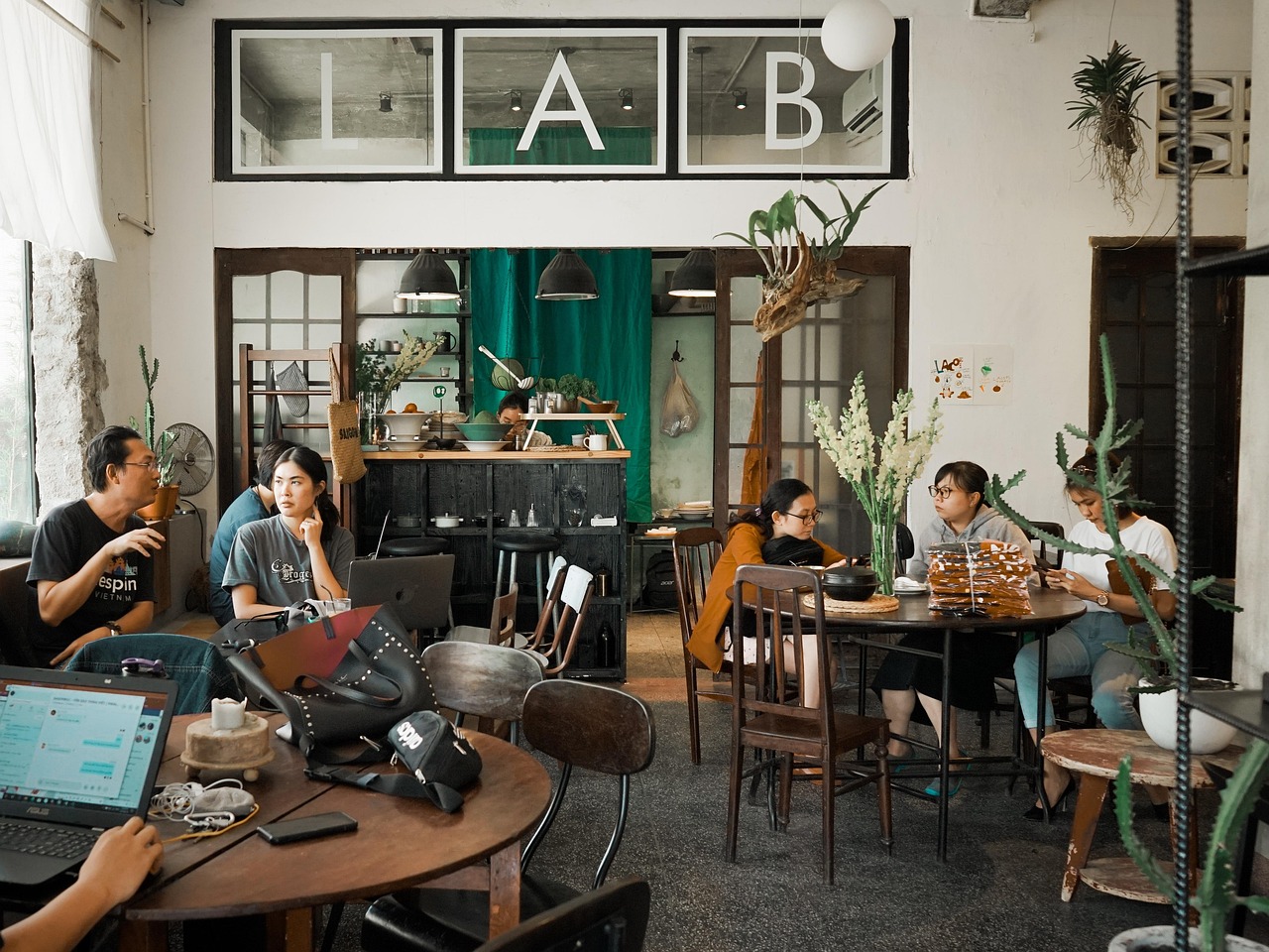 曼切斯特双爆：购买手书平台