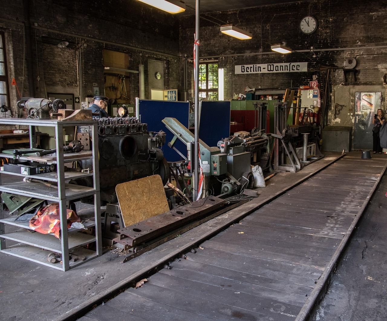 技术支持是人的原罪还是游戏公司的割韭菜机，一路探寻真相